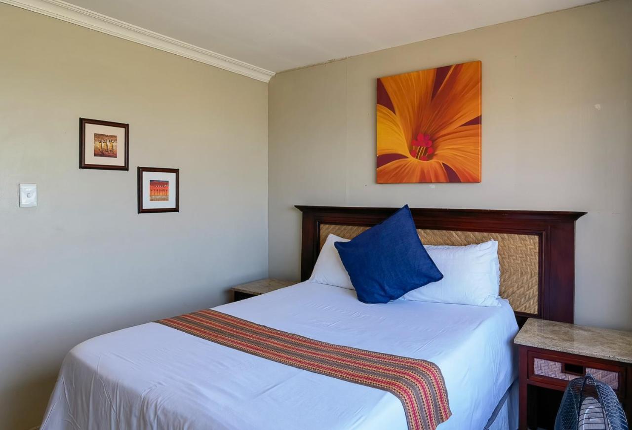 Ballito Backpackers Exterior photo