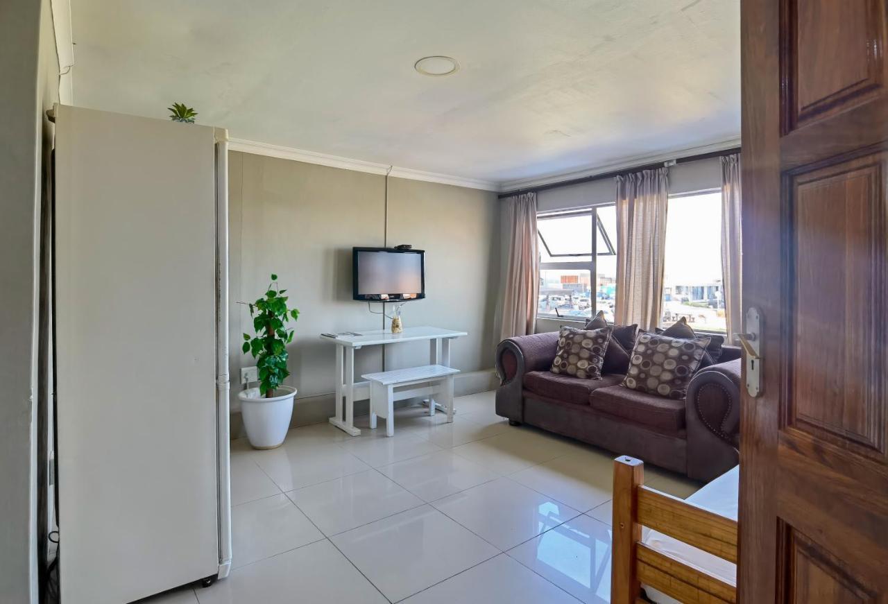 Ballito Backpackers Exterior photo